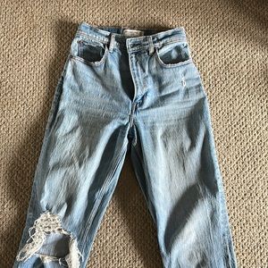 Abercrombie Curve Love 90’s Ultra High Rise Jeans